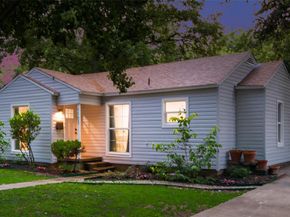 1103 W Russell Avenue , Carrollton Texas 75006
