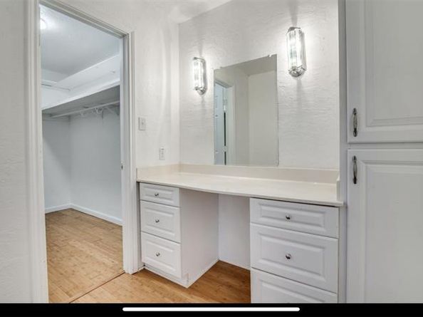 5810  Marina Drive  12, Garland Texas 75043