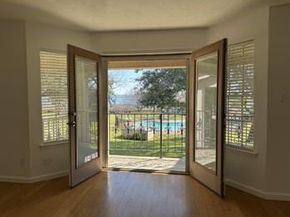 5810  Marina Drive  12, Garland Texas 75043