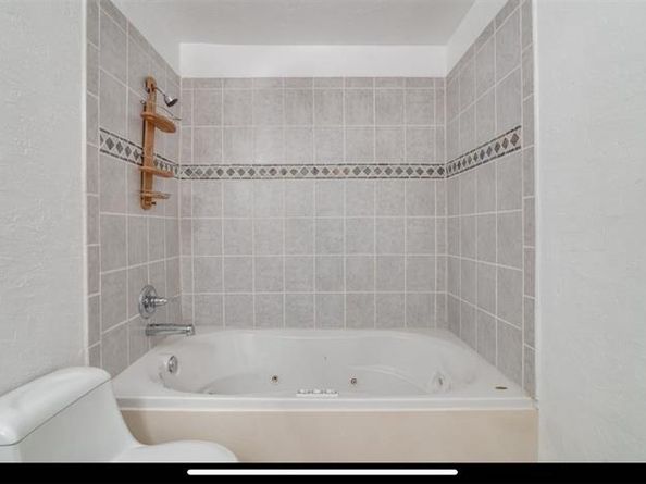 5810  Marina Drive  12, Garland Texas 75043
