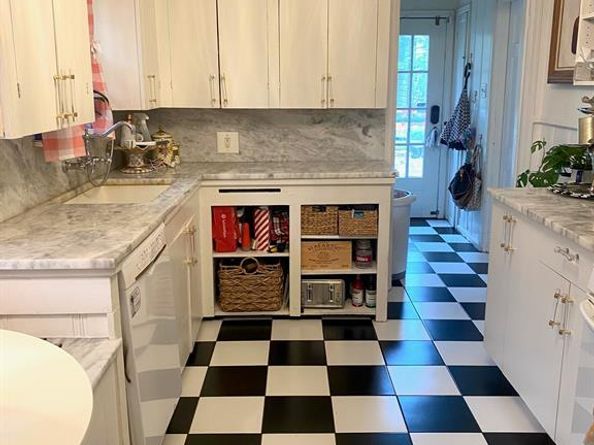 2721  Forest Park Boulevard , Fort Worth Texas 76110