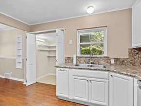2200  Grandview Drive , Fort Worth Texas 76112