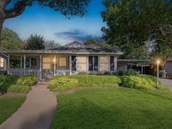 2200  Grandview Drive 