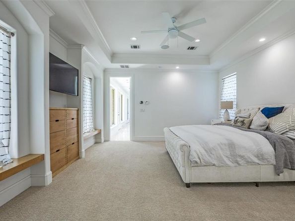 1706  Peavy Road , Dallas Texas 75228
