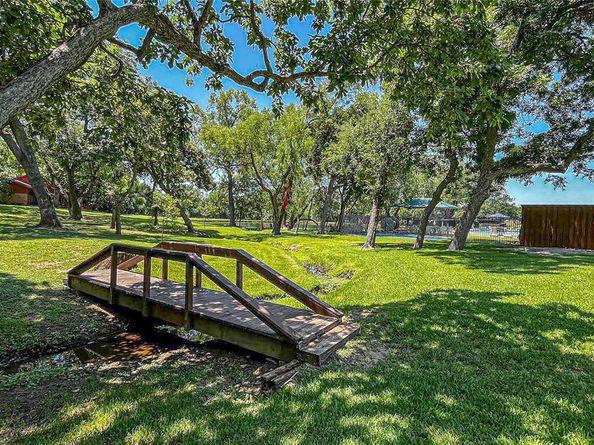 7609  Windmill Lane , Garland Texas 75044