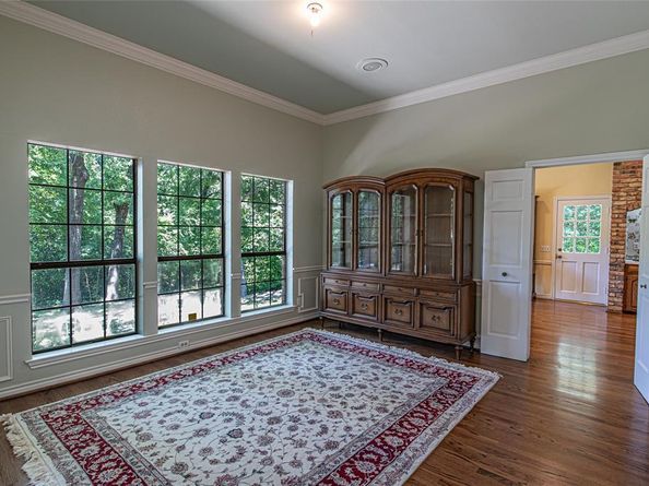 7609  Windmill Lane , Garland Texas 75044