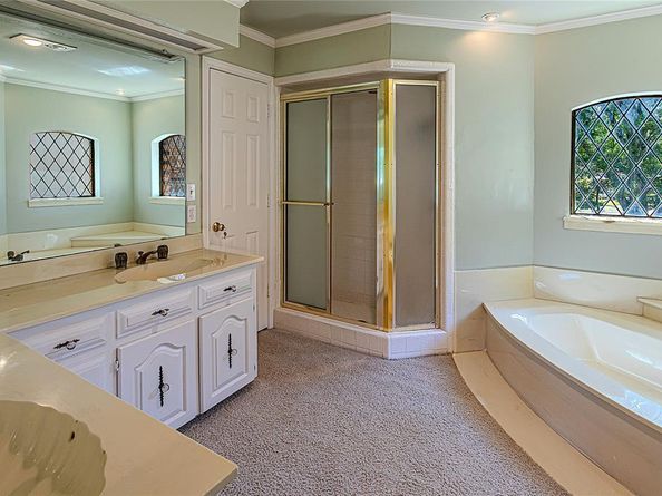 7609  Windmill Lane , Garland Texas 75044