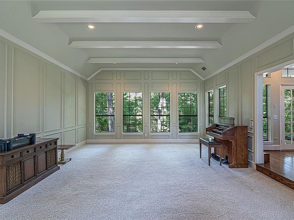 7609  Windmill Lane , Garland Texas 75044