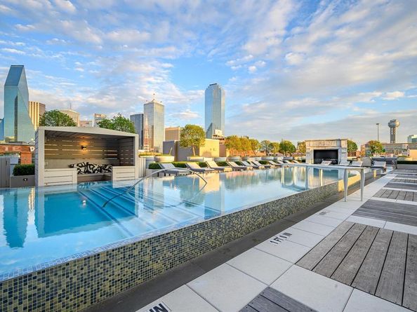 2200  Victory Avenue  1901, Dallas Texas 75219