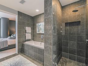 2200  Victory Avenue  1901, Dallas Texas 75219