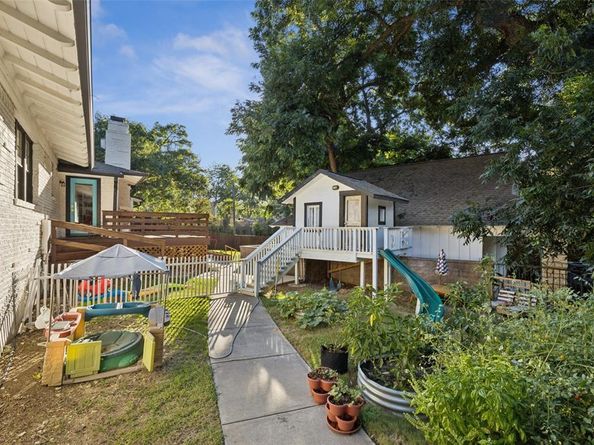 1657  Nob Hill Road , Dallas Texas 75208