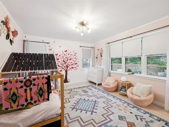 1657  Nob Hill Road , Dallas Texas 75208