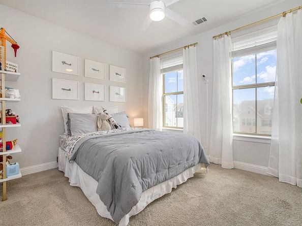 1117  Tea Olive Lane , Dallas Texas 75212