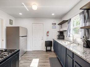 833  Roosevelt Street , Arlington Texas 76011
