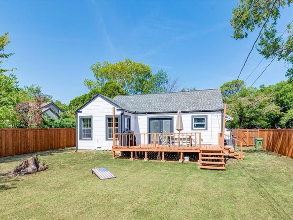 833  Roosevelt Street , Arlington Texas 76011