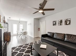 833  Roosevelt Street , Arlington Texas 76011