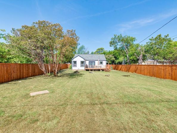 833  Roosevelt Street , Arlington Texas 76011