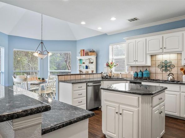 310  Skyline Drive , Trophy Club Texas 76262