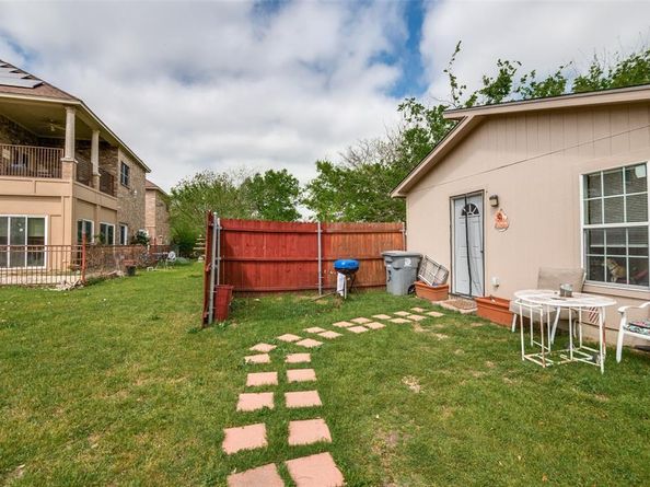 1207  Stafford Street , Dallas Texas 75208