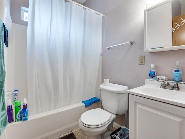 1207  Stafford Street , Dallas Texas 75208