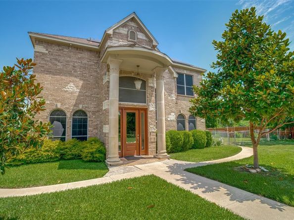 1207  Stafford Street , Dallas Texas 75208