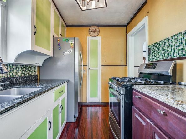 635  Richmondell  , Dallas Texas 75211