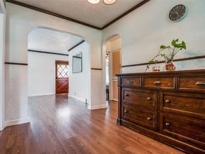 635  Richmondell  , Dallas Texas 75211