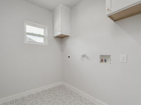 2418  Lyola Street , Dallas Texas 75241