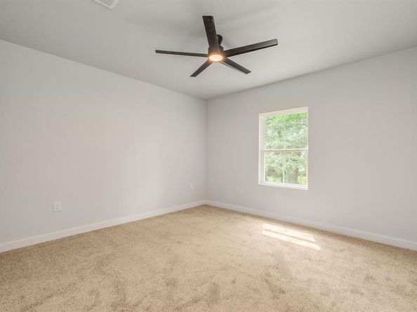 2418  Lyola Street , Dallas Texas 75241