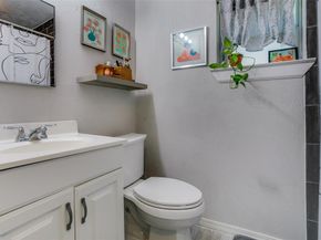 1211  Lansford Avenue , Dallas Texas 75224
