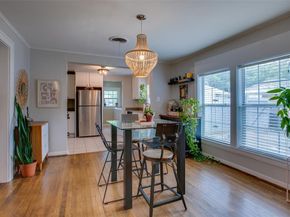 1211  Lansford Avenue , Dallas Texas 75224
