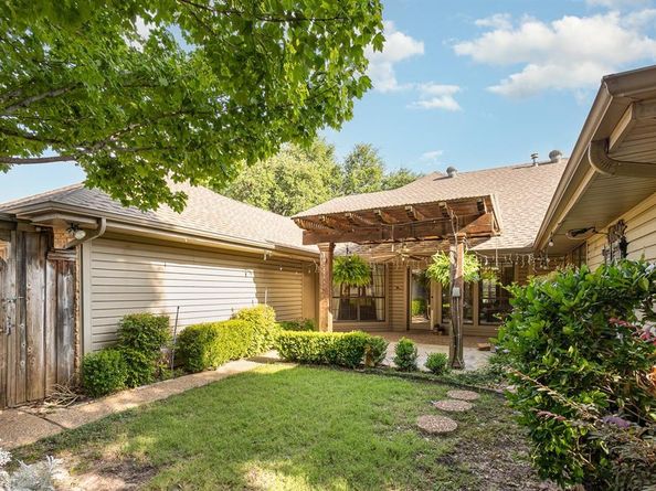 6515  Genstar Lane , Dallas Texas 75252