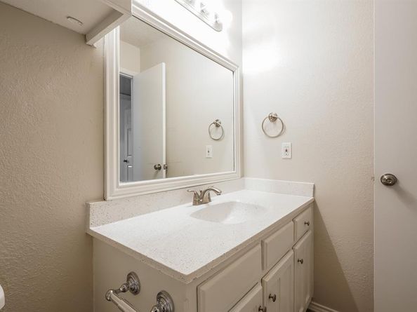 5903  Cameron Drive , Arlington Texas 76017