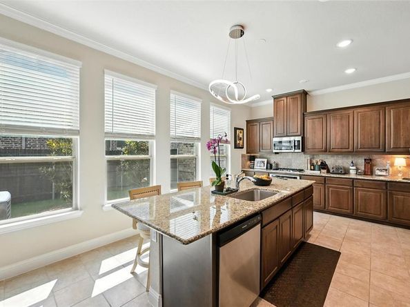 2711  Fleur De Lis Lane , Grand Prairie Texas 75054