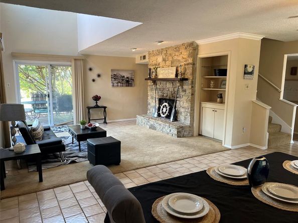 696  Harbor Drive N, Azle Texas 76020