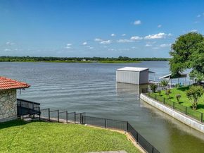 696  Harbor Drive N, Azle Texas 76020