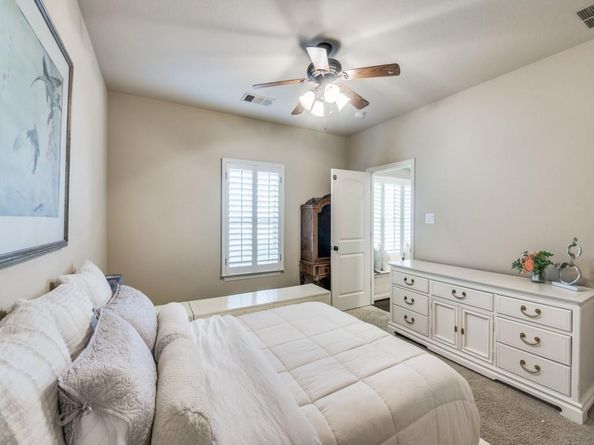 656  Clearwater Drive , Irving Texas 75039