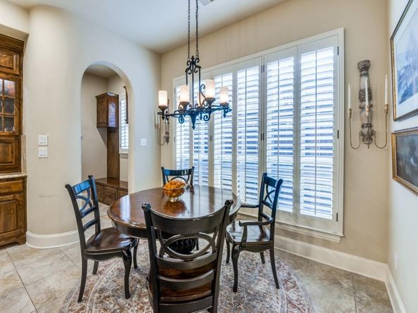 656  Clearwater Drive , Irving Texas 75039