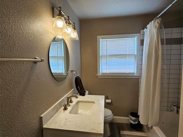 802  Brown Trail , Bedford Texas 76022