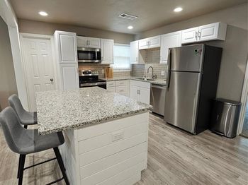 802  Brown Trail 
