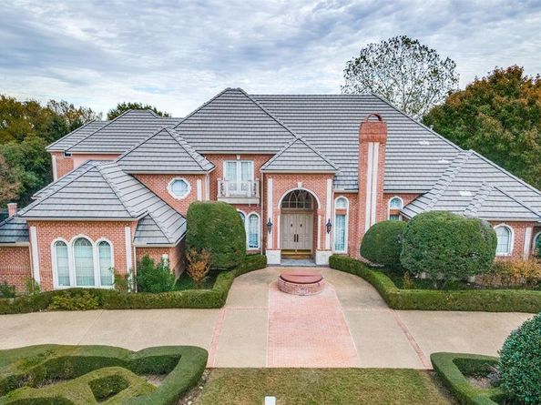 5825  Forest Highlands Drive , Fort Worth Texas 76132