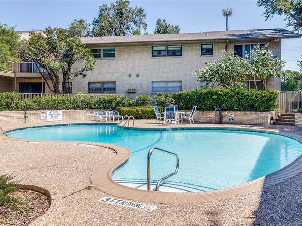 11122  Valleydale   D, Dallas Texas 75230