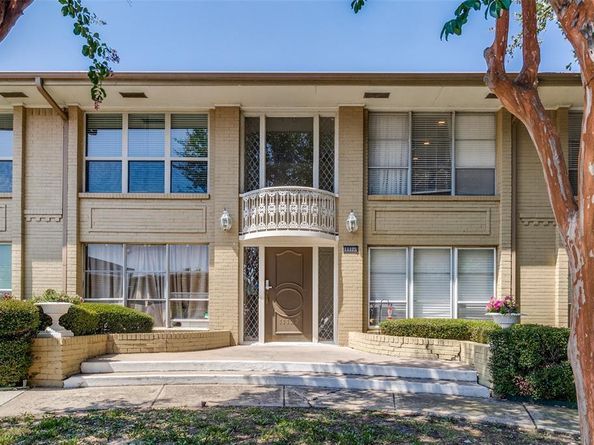 11122  Valleydale   D, Dallas Texas 75230