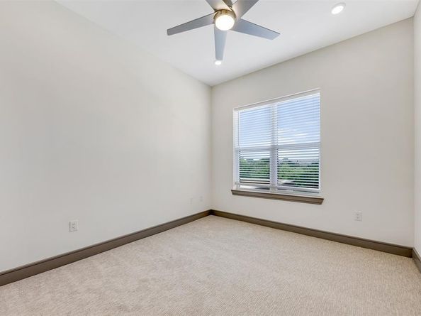 2700  Old Denton Road  2236, Carrollton Texas 75007