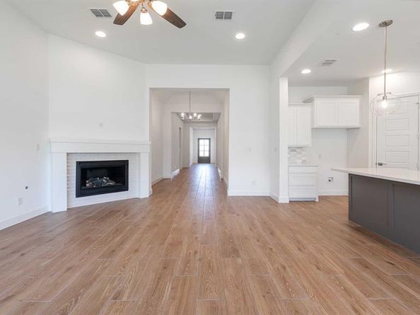 7433  Harrier Street , Fort Worth Texas 76179