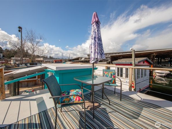 1080 W Ewing Place E1, Seattle WA 98119