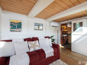 1080 W Ewing Place E1, Seattle WA 98119