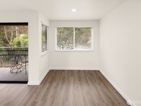 1215 SW 132nd Lane 311, Burien WA 98146
