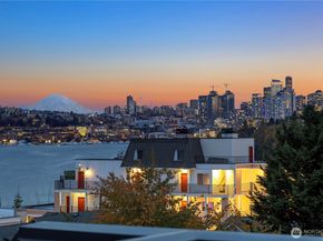 920 B N 35th Street, Seattle WA 98103
