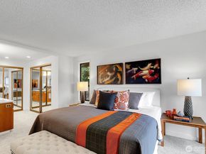13749 97th Avenue NE, Kirkland WA 98034